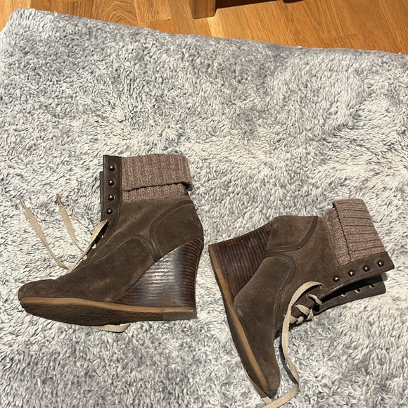 Gianni Bini platform lace up boots, brown, suede, 6 - Picture 2 of 7